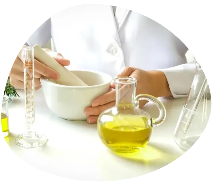 docteur en pharmacie experte en cannabinoïdes